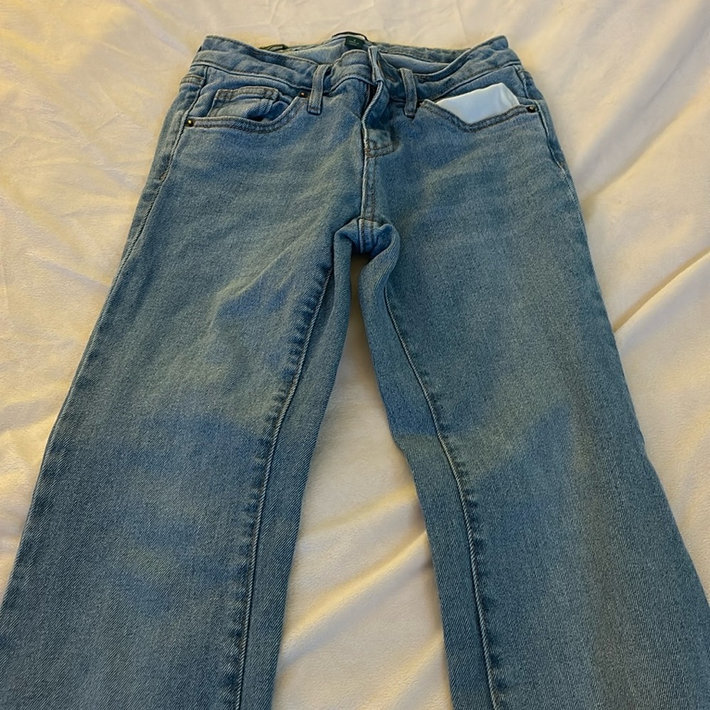 Low waisted women's flare jeans